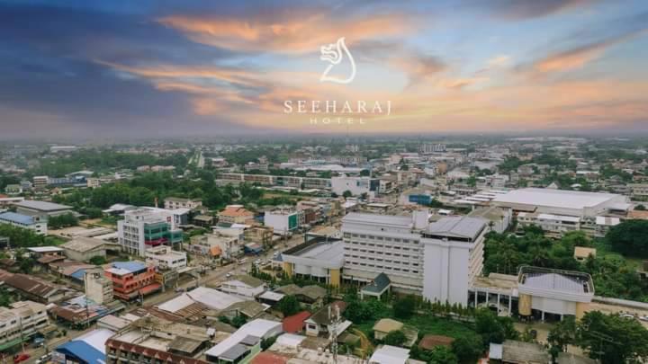 Seeharaj Hotel Uttaradit Exterior foto